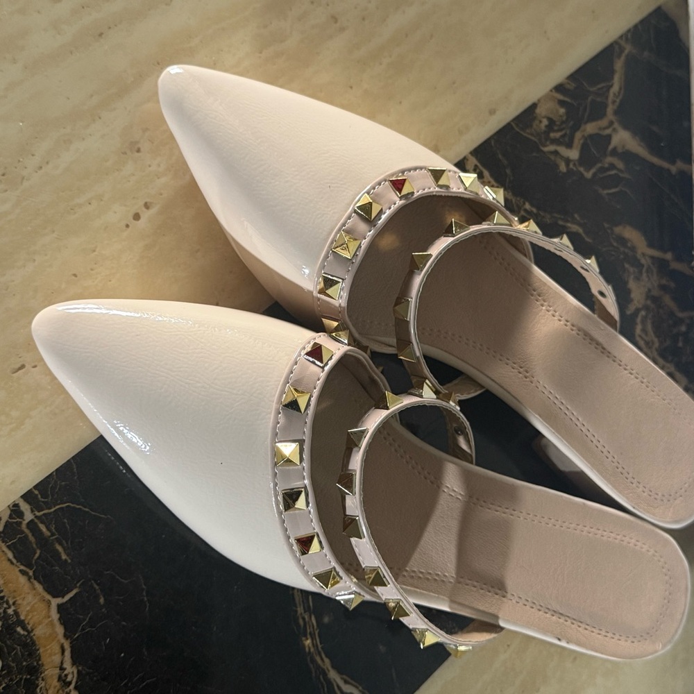 Elegant Cream Studded Women's Mules